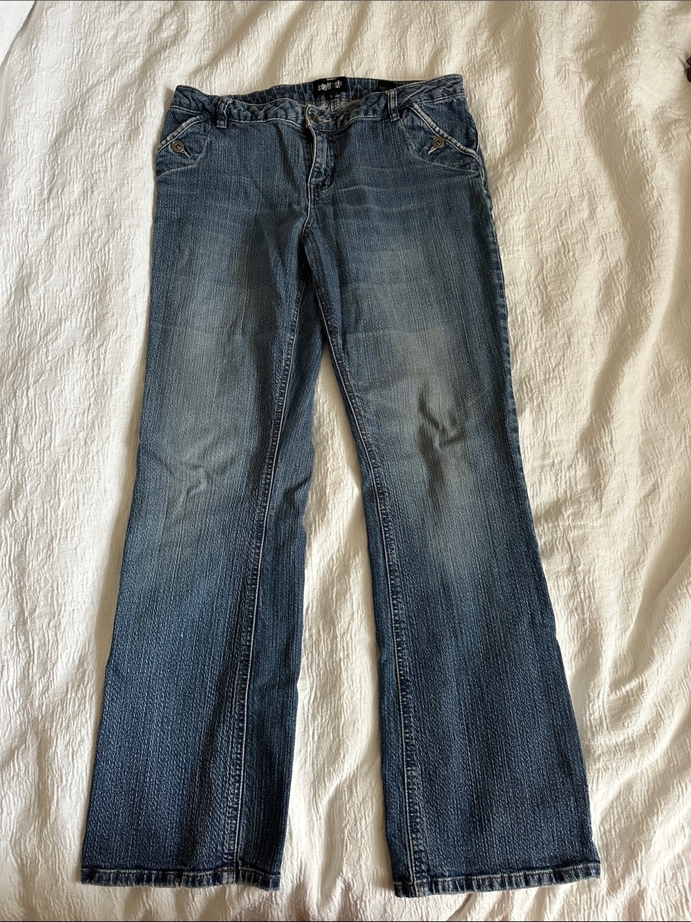 Women's Flared Denim Jeans in Washed Blue
